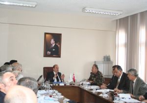 Öztürk'ten  2011 hassasiyeti